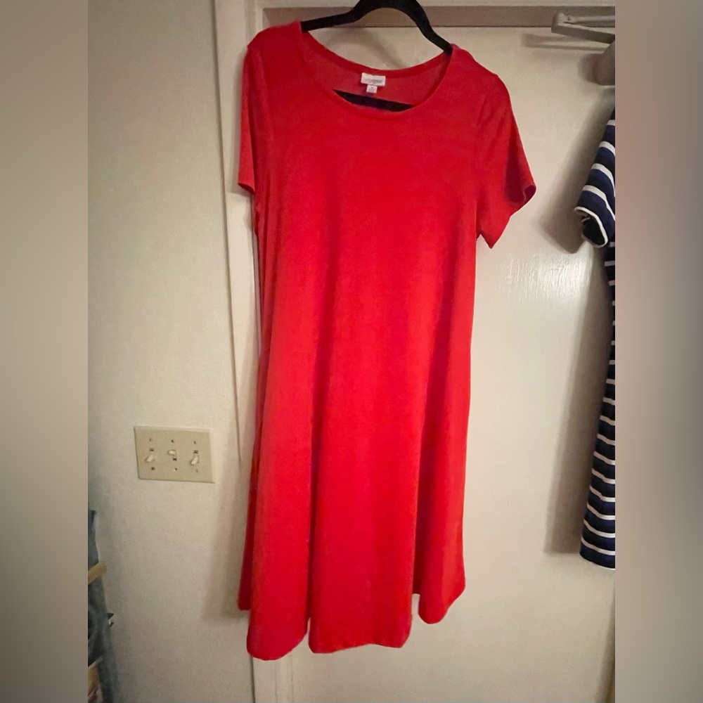 LuLaRoe Jessie red dress size M, like new